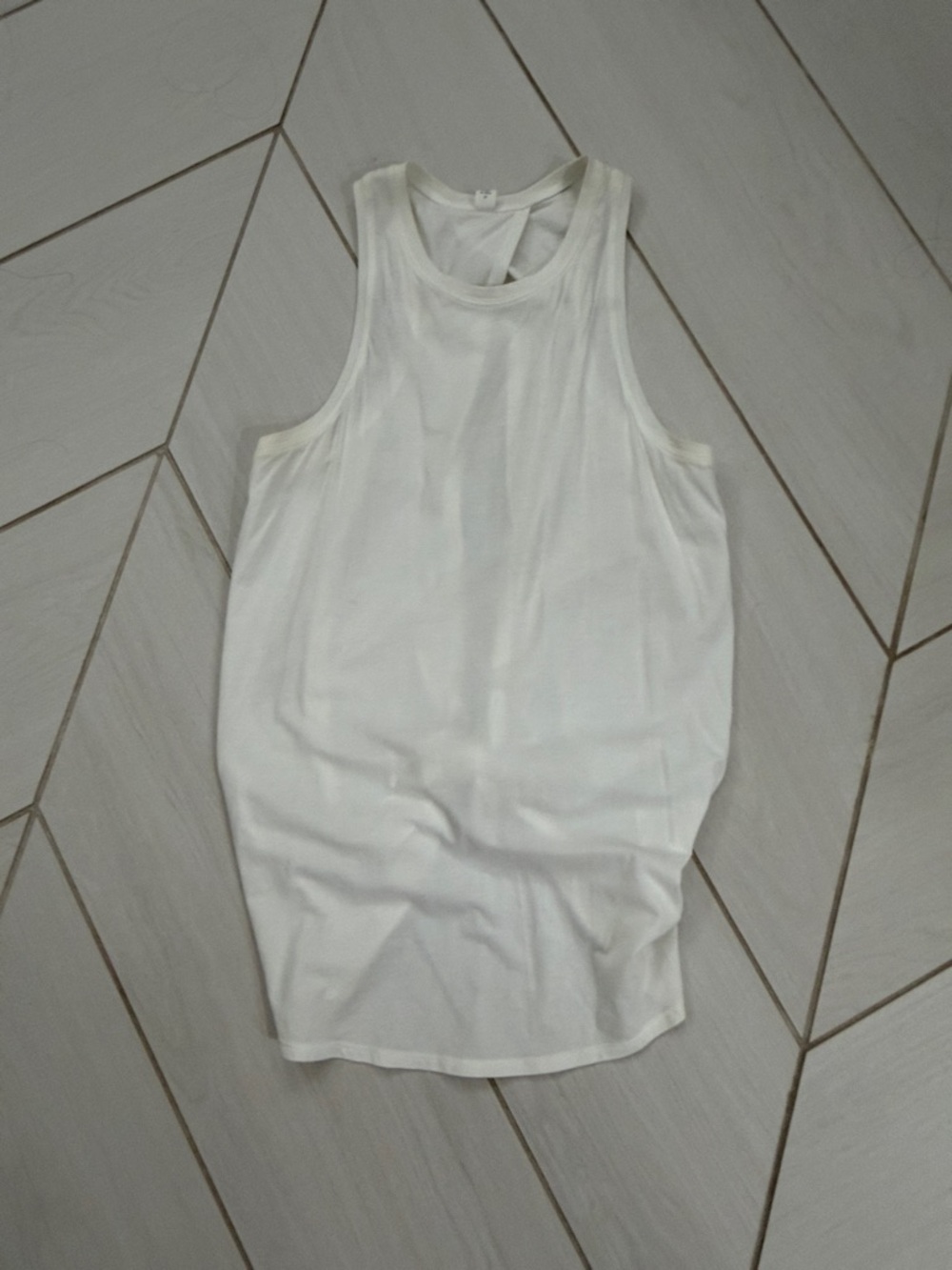 Lululemon White Sleeveless Tank Top - Women's